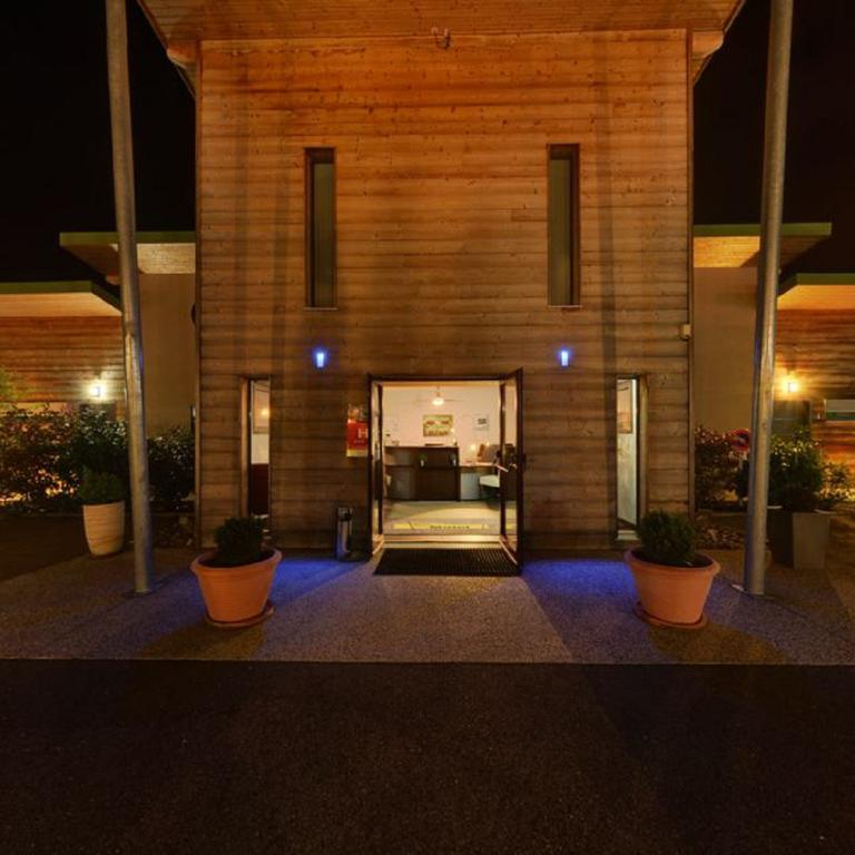 Bio-Motel Saint-Vulbas Exterior photo